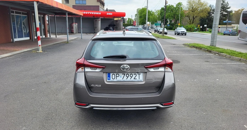 Toyota Auris cena 62700 przebieg: 89000, rok produkcji 2018 z Boguchwała małe 232